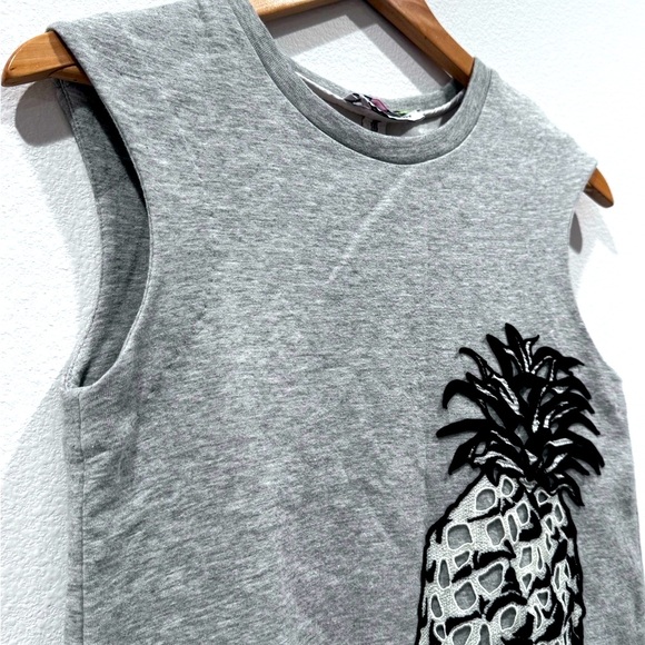 MSGM Pineapple Aplique Sweatshirt - Picture 7 of 8